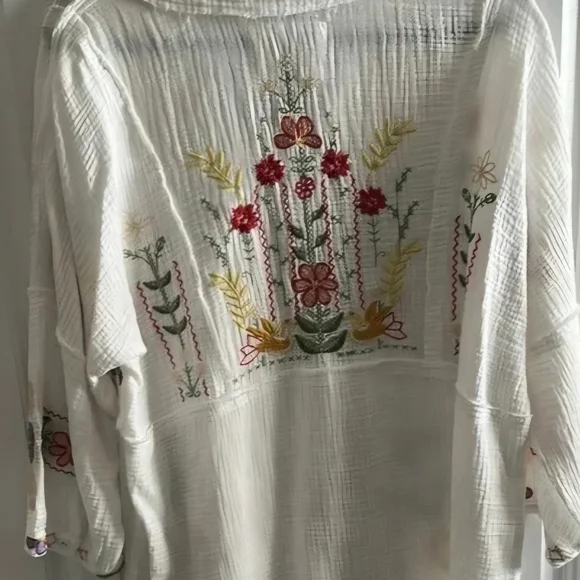 Johnny Was Biya Felicity Floral Embroidered White Tunic Top - Picture 3 of 4